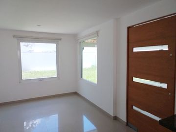 CASA EN VENTA  EN CUMBRES DEL LAGO OPORTUNIDAD
