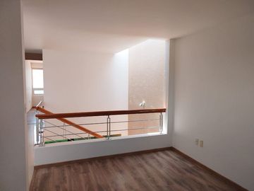 CASA EN VENTA  EN CUMBRES DEL LAGO OPORTUNIDAD