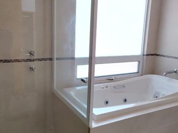 CASA EN VENTA  EN CUMBRES DEL LAGO OPORTUNIDAD