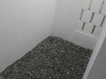 Dijual kontrakan exclusive design apartemen, 6 pintu di grand wisata, bekasi timur