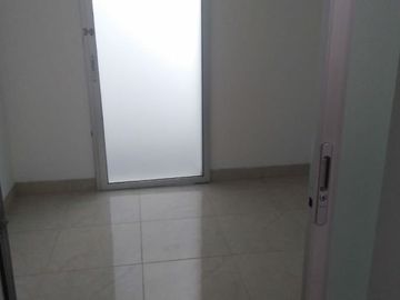 Dijual kontrakan exclusive design apartemen, 6 pintu di grand wisata, bekasi timur