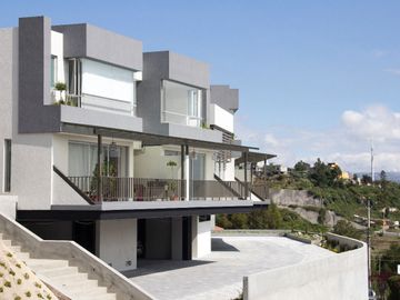 Casa por estrenar Cumbayá vía intervalles 273m2 4 habitaciones