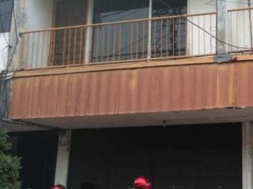 RUKO di Darmo Listrik 2200w Parkir depan luas
