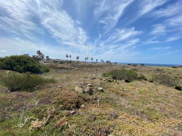 Venta  residencia en  exclusivo fracccionamiento- campo de golf con vista al mar