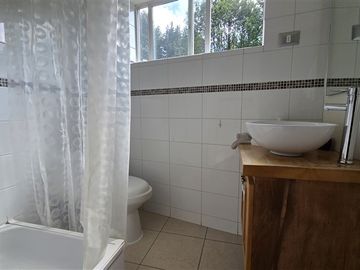 Casa en arriendo de 4 dorm. en Puerto Varas