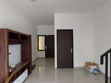 RUMAH BARU MURAH 2 LANTAI SIAP HUNI ASRI DAN NYAMAN DI WIBAWA MUKTI JATIASIH BEKASI