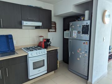 CASA EN VENTA EN CUAUTLANCINGO, CON RECAMARA PLANTA BAJA. AMENIDADES CERCA DE VW