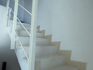 CASA EN VENTA EN CUAUTLANCINGO, CON RECAMARA PLANTA BAJA. AMENIDADES CERCA DE VW