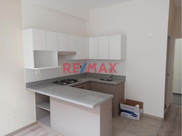 Ubicadísimo departamento a 7 cuadras de la Universidad Católica. Ideal para estudiante. Edificio completamente nuevo, de estreno, posee las siguientes