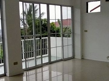 3 Bedrooms Unfurnished House located in Labangon, Cebu City