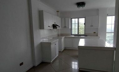 3 Bedrooms Unfurnished House located in Labangon, Cebu City