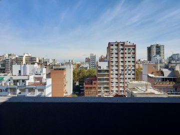 Hermoso Departamento en Duplex 4 Ambientes con Cochera Caba