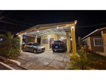 RESIDENCIAL PRADERAS DEL CAMPO - CHORRERA 03-856