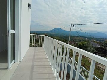 Rumah Exclusive Nyaman dan Asri di Jatinangor Bandung Akses ke 2 pintu tol Cileunyi dan Cisumdawu, Angsuran 4 Juta-an.