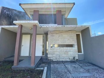 Dijual Cepat Rumah 1 lt Puri Safira Regency