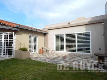 Casa en Venta en Quilmes Oeste