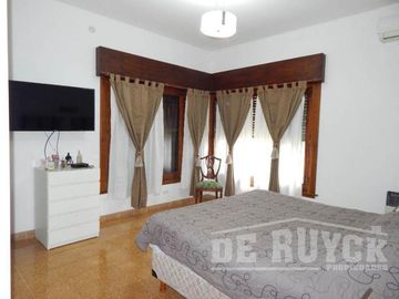 Casa en Venta en Quilmes Oeste