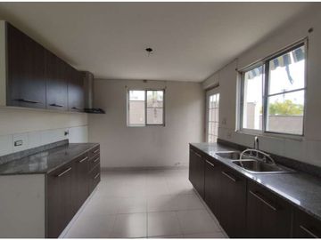 VENTA DE CASA EN PLAYA DORADA