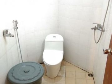 Rumah Mewah Hook 2 Lantai Siap Huni Murah Strategis SHM IMB di Perumahan Elite Malang