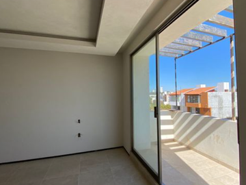 CASA NUEVA EN ALTOZANO, MORELIA