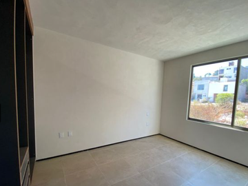 CASA NUEVA EN ALTOZANO, MORELIA