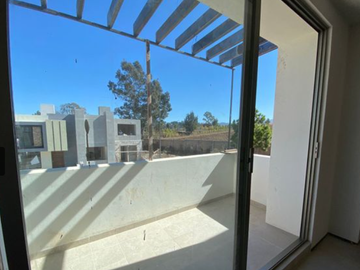 CASA NUEVA EN ALTOZANO, MORELIA