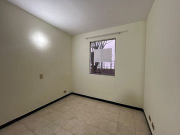apartamento en arriendo en ciudad del río. Cod A9434022