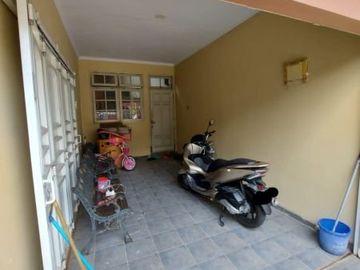 Rumah Mewah Matraman Jakarta Timur, 10 Unit Kost"an, 1 Kios