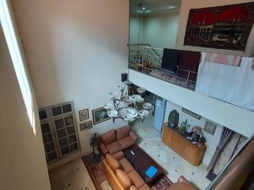 Rumah Mewah Matraman Jakarta Timur, 10 Unit Kost"an, 1 Kios