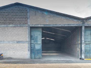 Bodega en venta en Yumbo. Cod V5643