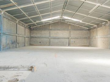Bodega en venta en Yumbo. Cod V5643