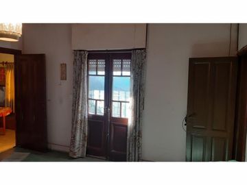 PH de 3 ambientes en primer piso interno con terraza