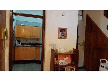 PH de 3 ambientes en primer piso interno con terraza
