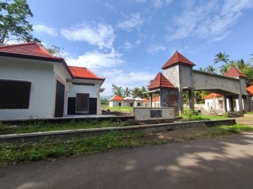 VILLA KLASIK MEWAH 2 LANTAI TEBAIK DI BOROBUDUR KELAS INTERNASIONAL KAWASAN STRATEGIS FULL FURNISHED