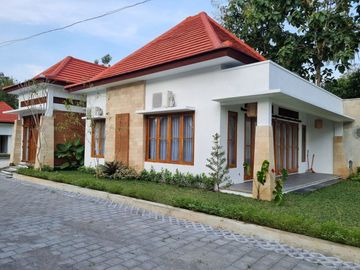 DIJUAL CEPAT, VILLA FULL FURNISHED, DEKAT CANDI BOROBUDUR DI MAGELANG