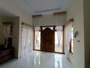 DIJUAL CEPAT, VILLA FULL FURNISHED, DEKAT CANDI BOROBUDUR DI MAGELANG