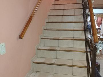 Venta de duplex Villa Luzuriaga