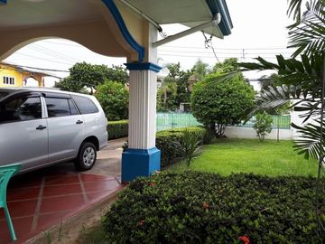 Fully Furnished with Three Bedrooms House and Lot for Rent i