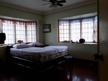 Fully Furnished with Three Bedrooms House and Lot for Rent i