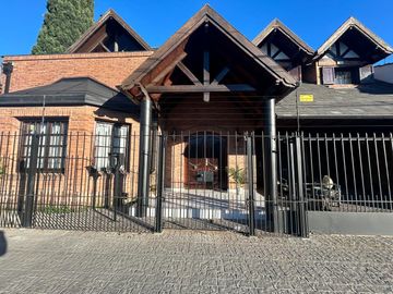 VENTA  DE CASA 6 AMBIENTES