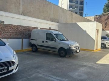 4 AMBIENTES CON COCHERA , VISTA A LA PLAZA  AMENITIES