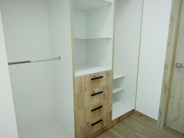 VENTA CASA 3D TUMBACO  SECTOR HILACRIL