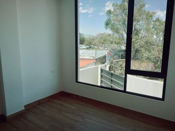 VENTA CASA 3D TUMBACO  SECTOR HILACRIL