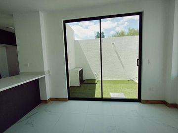 VENTA CASA 3D TUMBACO  SECTOR HILACRIL