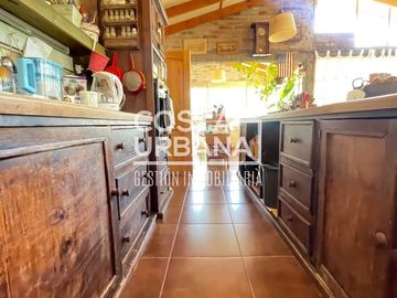 Encantadora parcela con casa en Melosilla