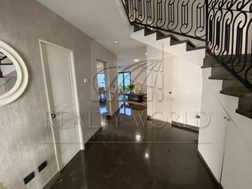 Casas Venta Monterrey Zona San Jerónimo 27-CV-4751