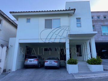 Casas Venta Monterrey Zona San Jerónimo 27-CV-4751