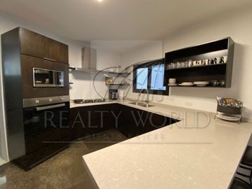 Casas Venta Monterrey Zona San Jerónimo 27-CV-4751