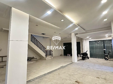 Disewakan ruko 3 lantai di gading serpong tangerang