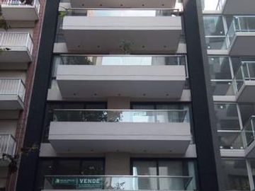 Excelente departamento de 3 ambientes de categoria con dos cocheras en Brown y San luis